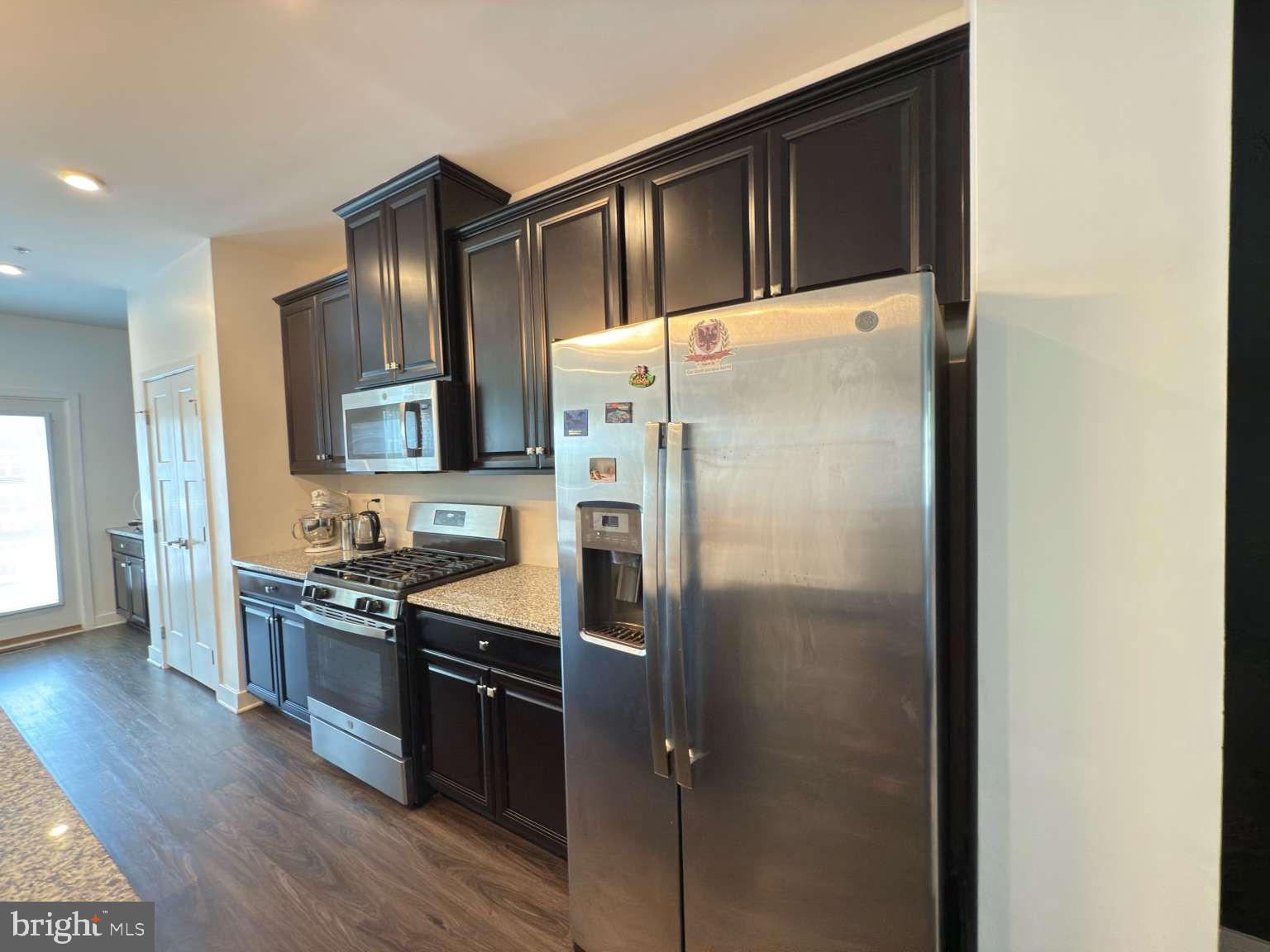 GREENLEIGH AT CROSSROADS - Residential