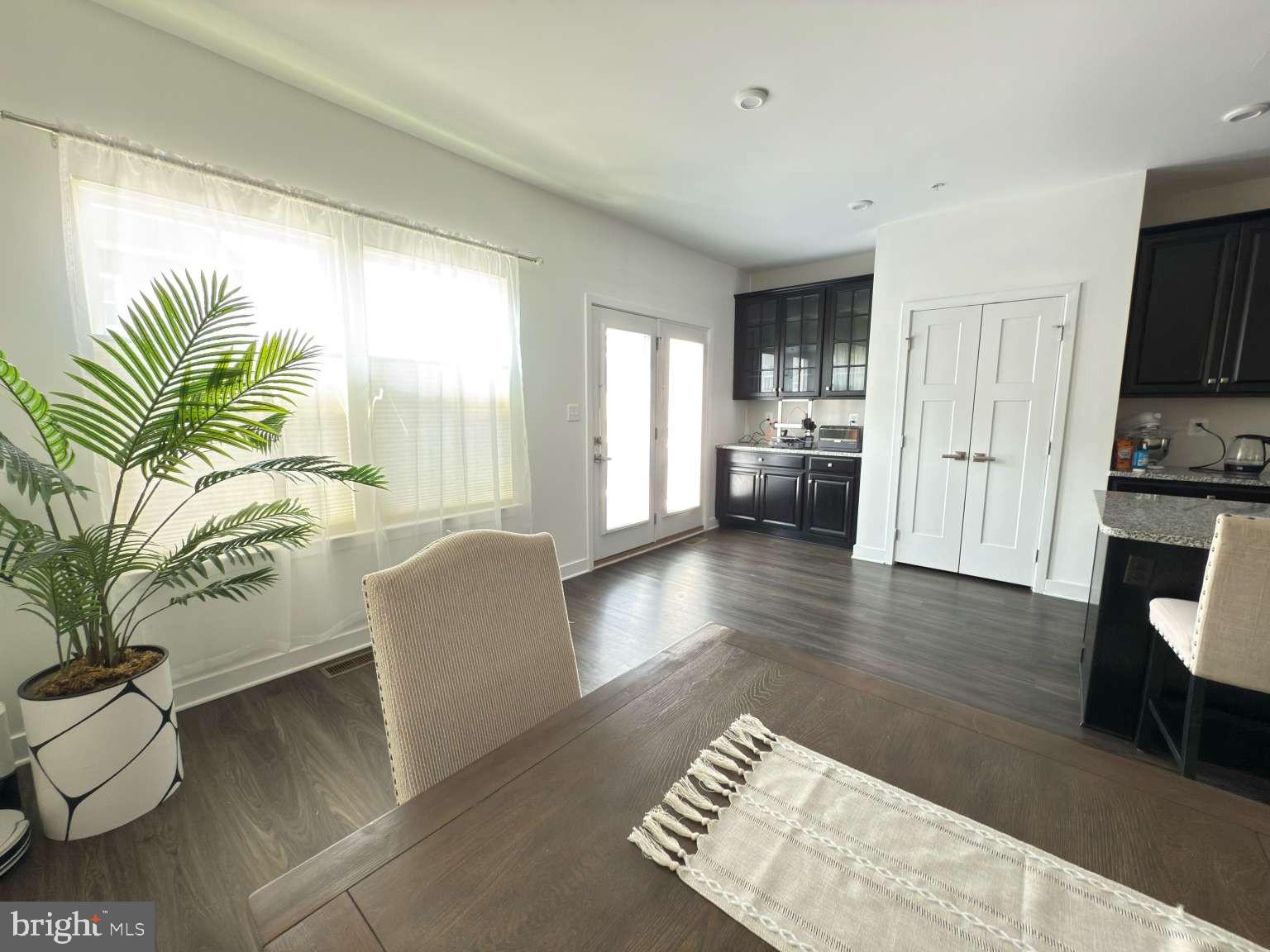 GREENLEIGH AT CROSSROADS - Residential