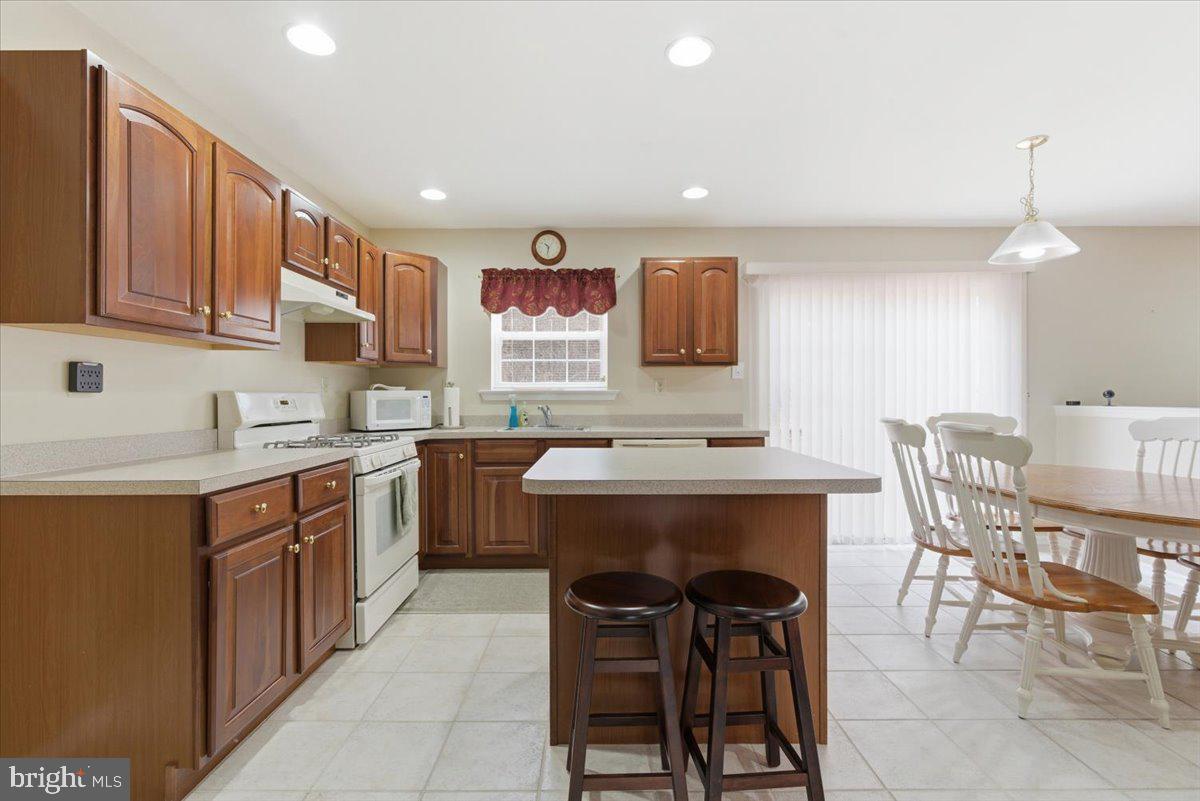 COUNTRY CLUB OF THE POCONOS - Residential