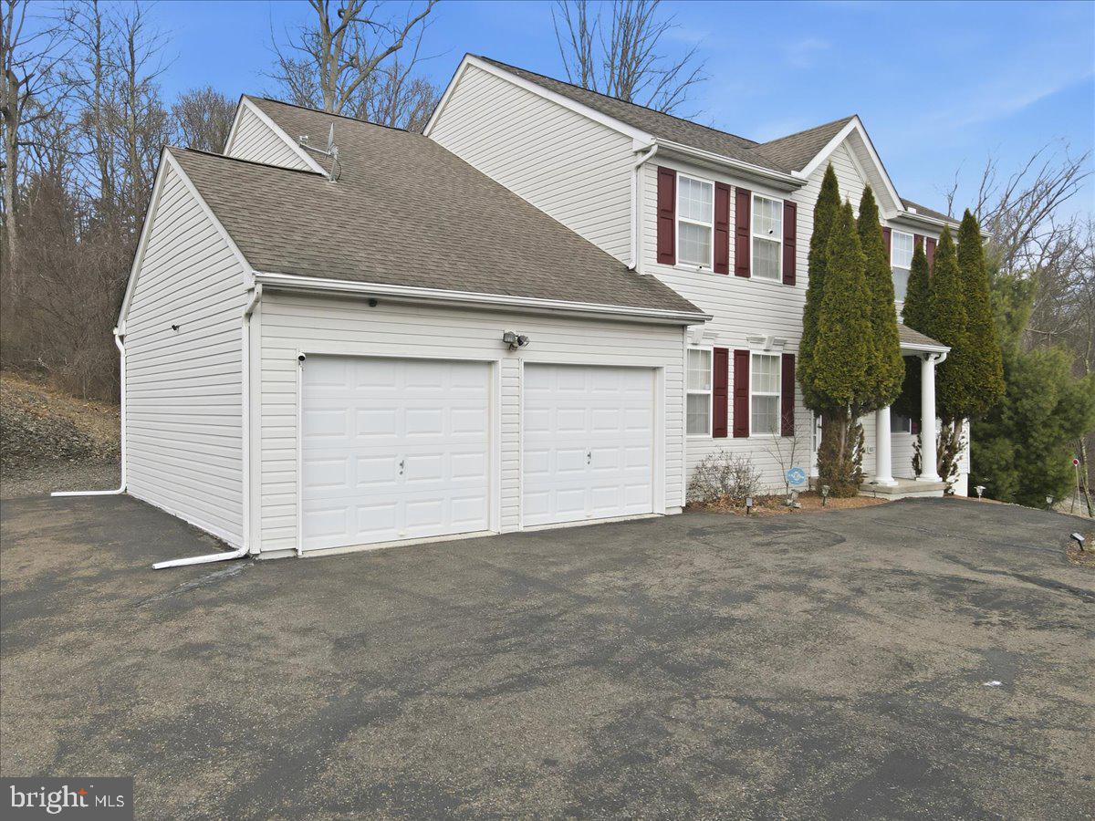 COUNTRY CLUB OF THE POCONOS - Residential