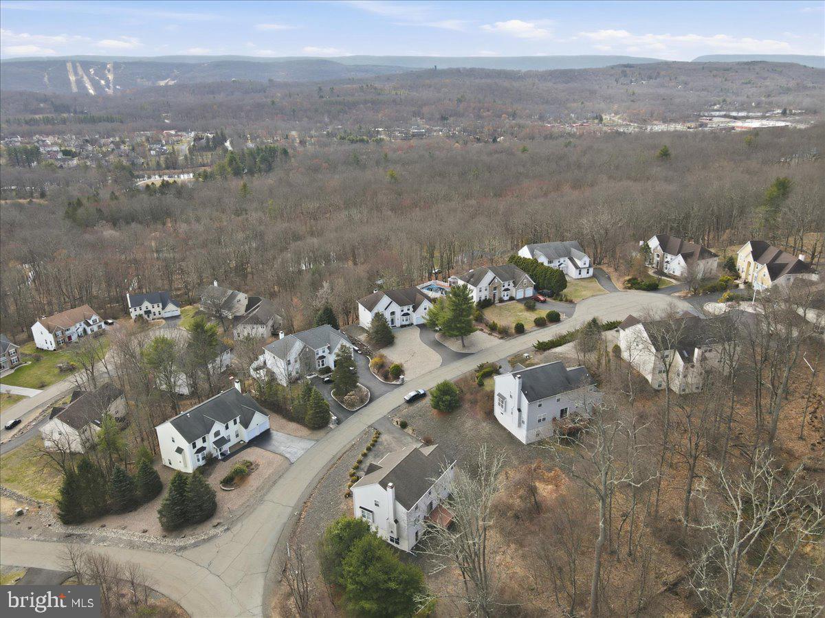 COUNTRY CLUB OF THE POCONOS - Residential