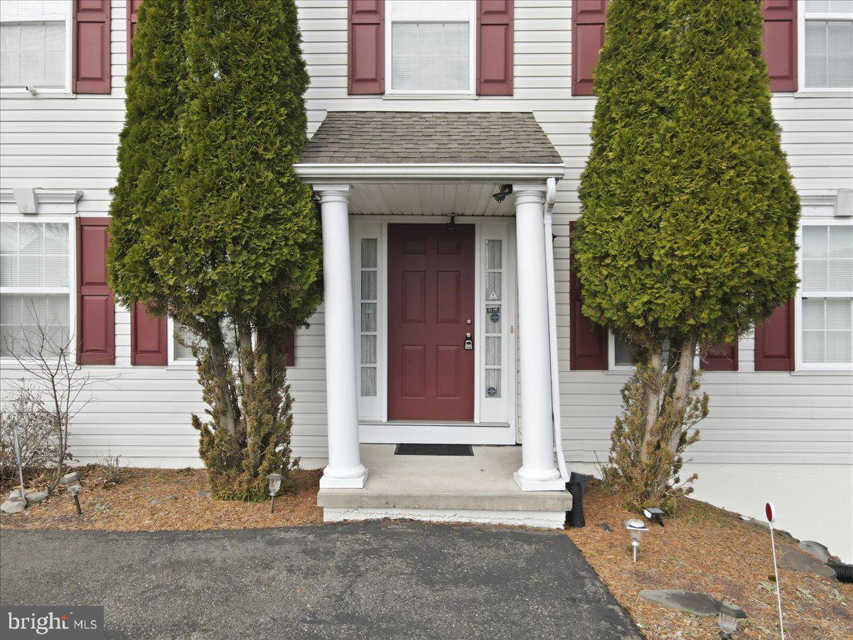 COUNTRY CLUB OF THE POCONOS - Residential