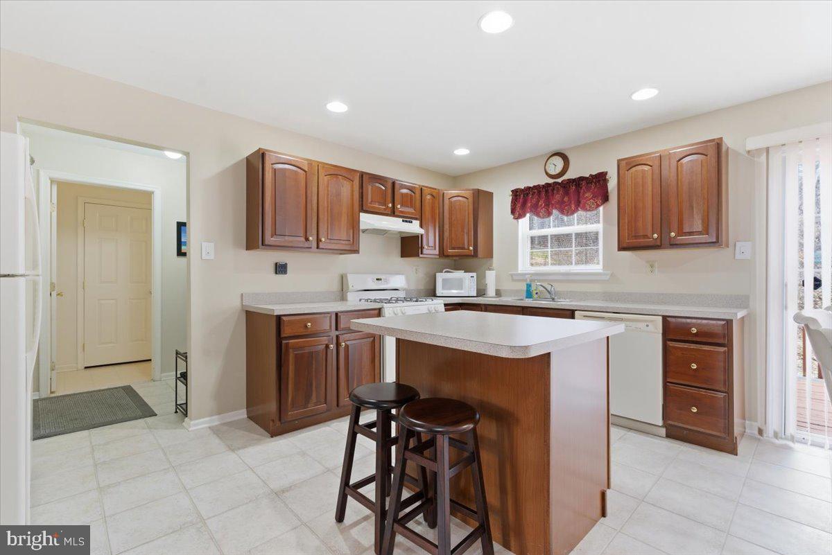 COUNTRY CLUB OF THE POCONOS - Residential