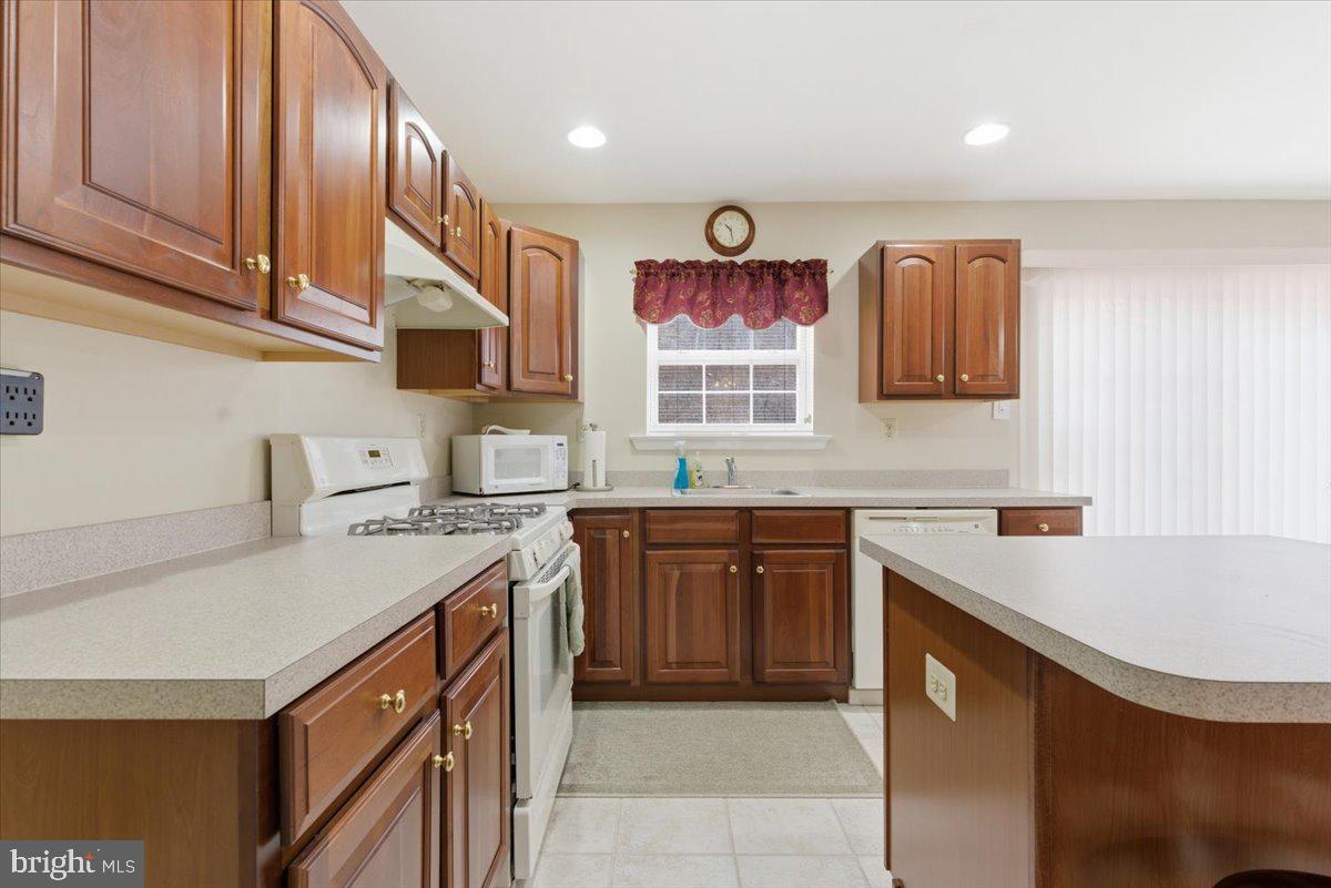 COUNTRY CLUB OF THE POCONOS - Residential