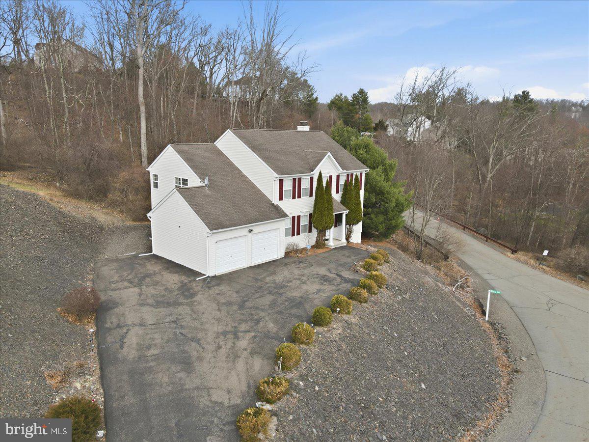 COUNTRY CLUB OF THE POCONOS - Residential