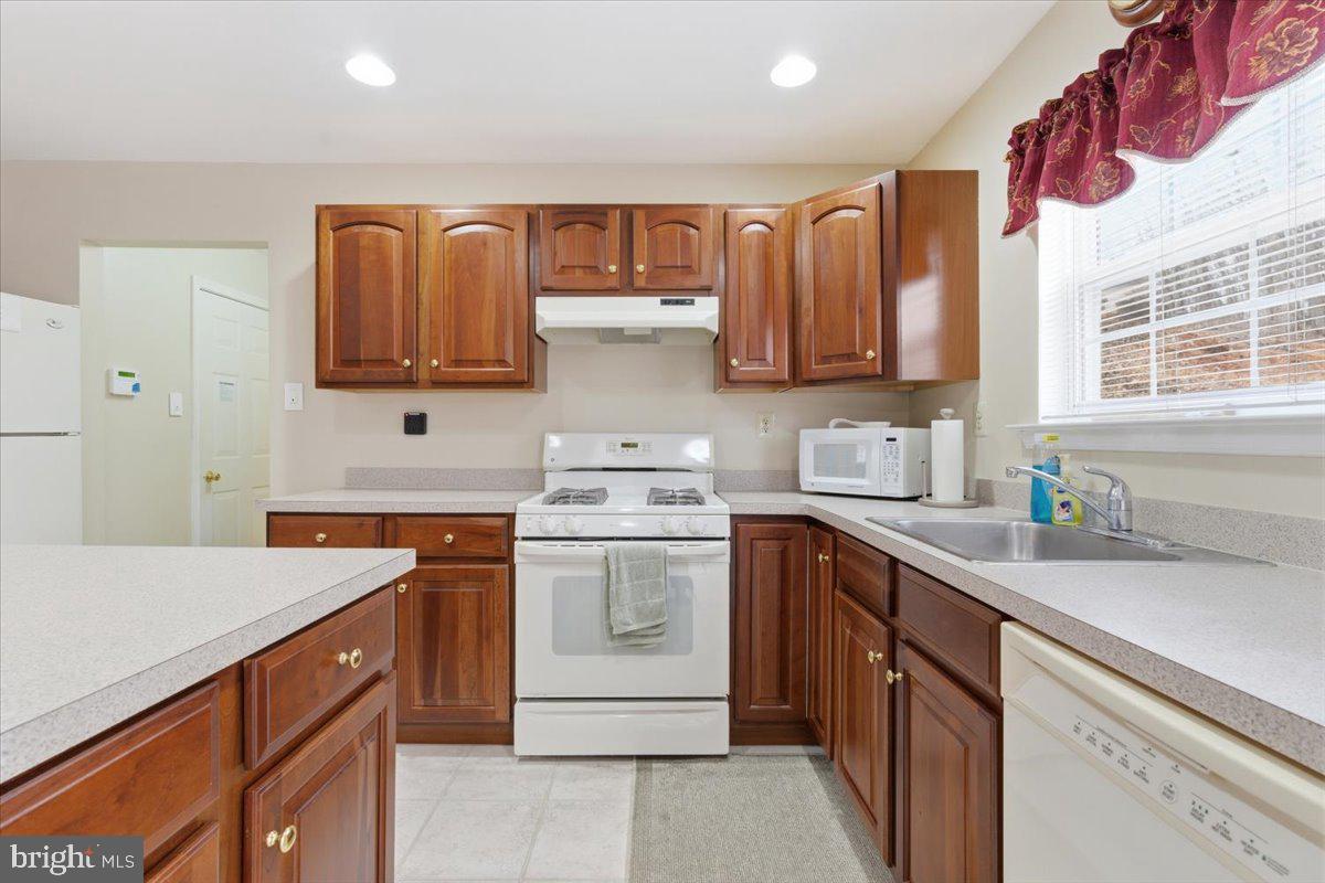 COUNTRY CLUB OF THE POCONOS - Residential