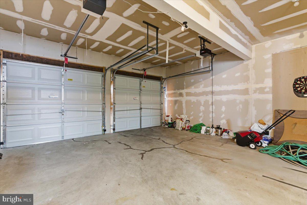 COUNTRY CLUB OF THE POCONOS - Residential