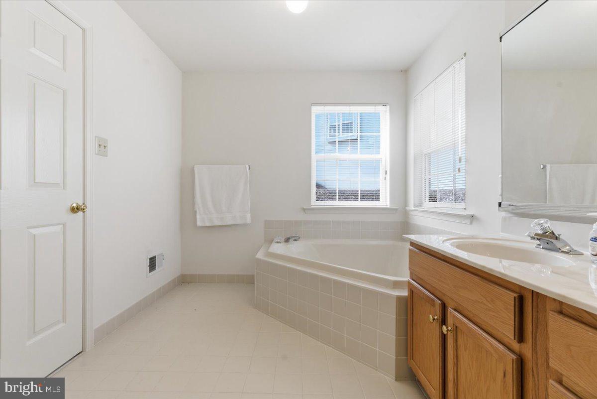 COUNTRY CLUB OF THE POCONOS - Residential