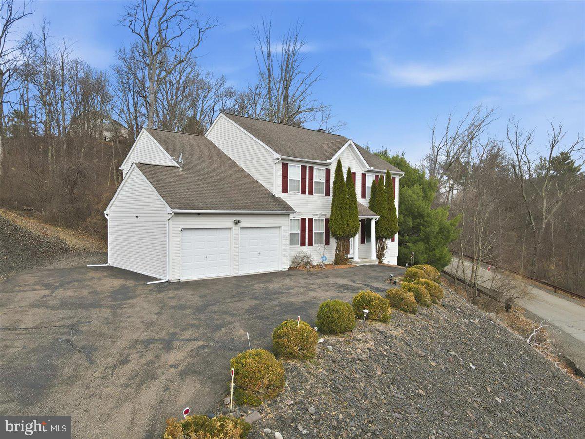 COUNTRY CLUB OF THE POCONOS - Residential