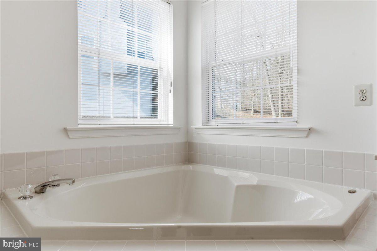 COUNTRY CLUB OF THE POCONOS - Residential