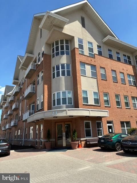 23 PIERSIDE DRIVE 324 BALTIMORE MD 21230