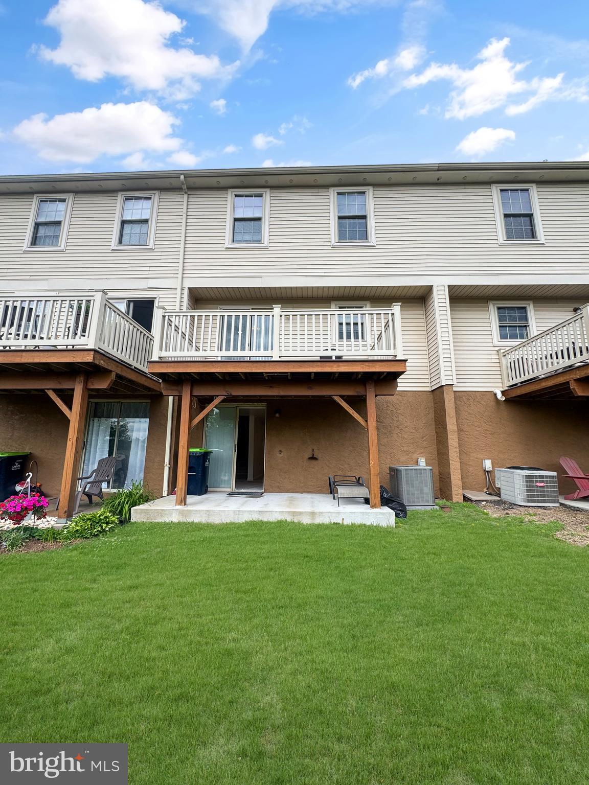 MAPLE GLEN - Residential