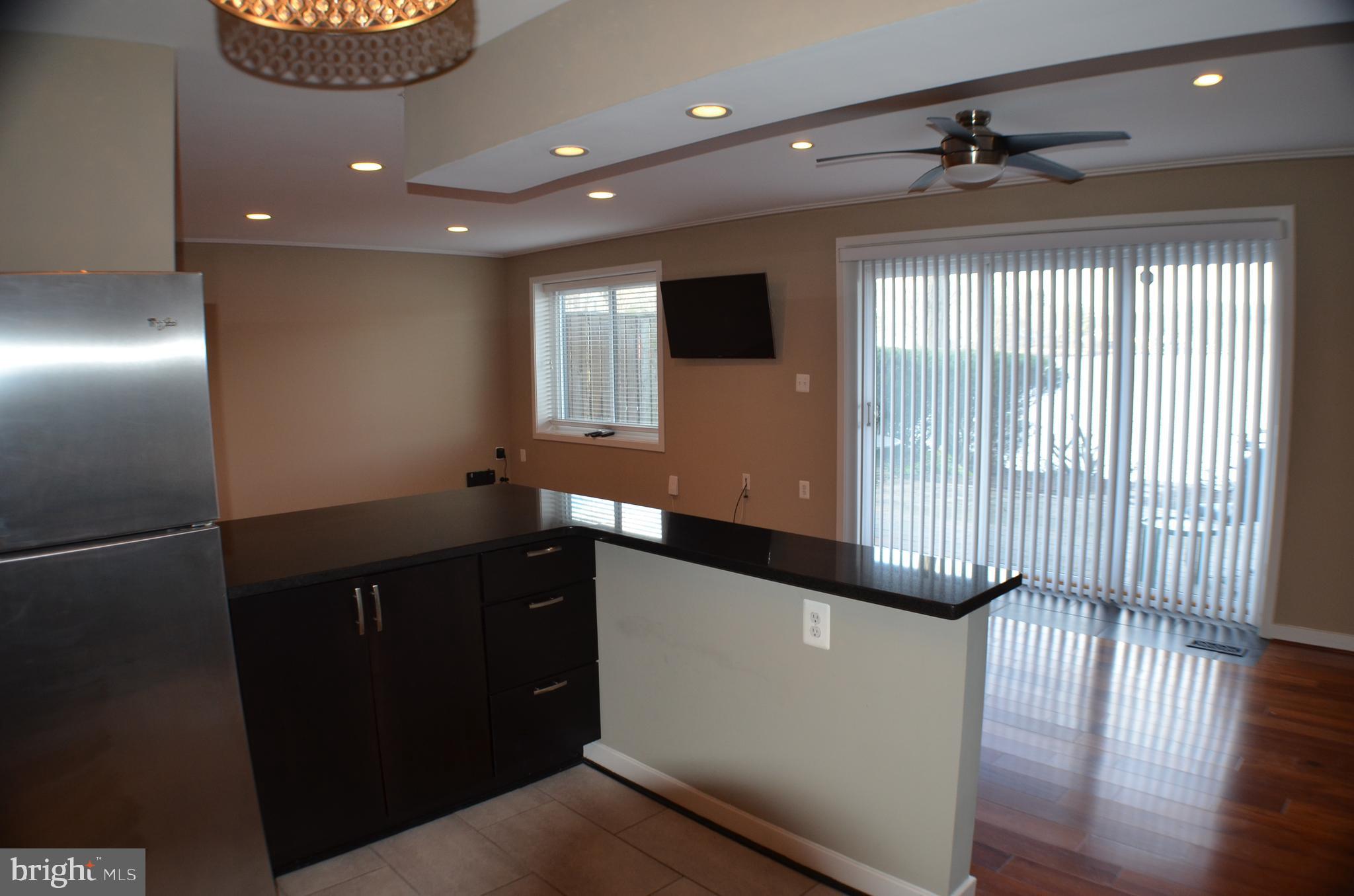 THE COVE - Residential Lease