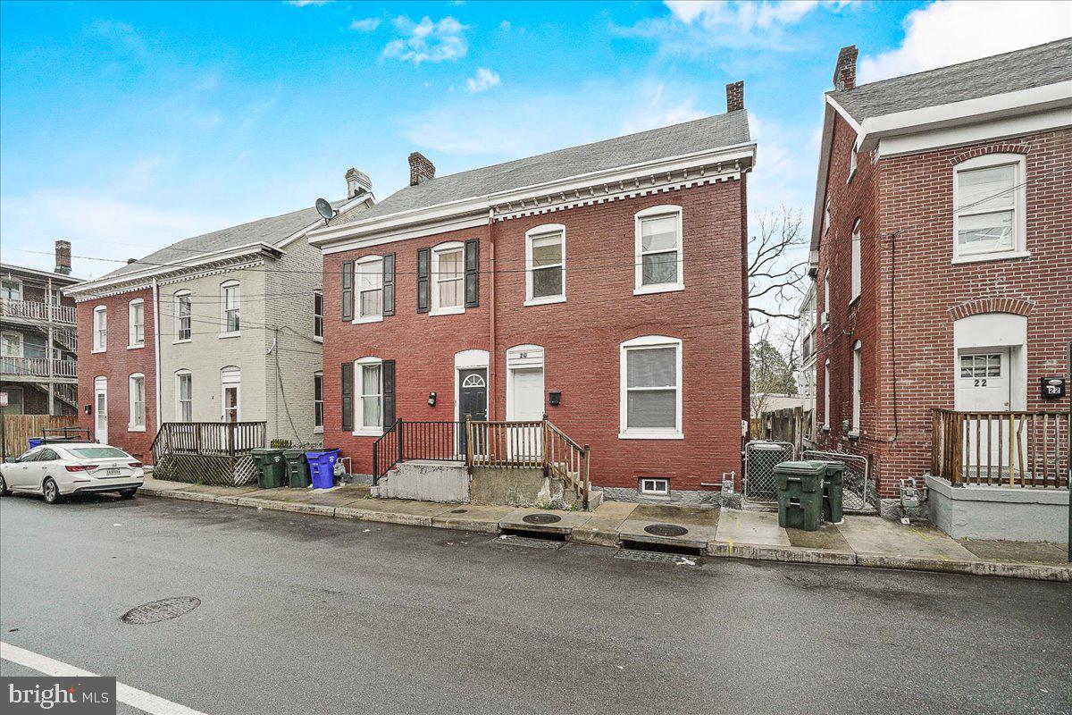 HAGERSTOWN - Residential