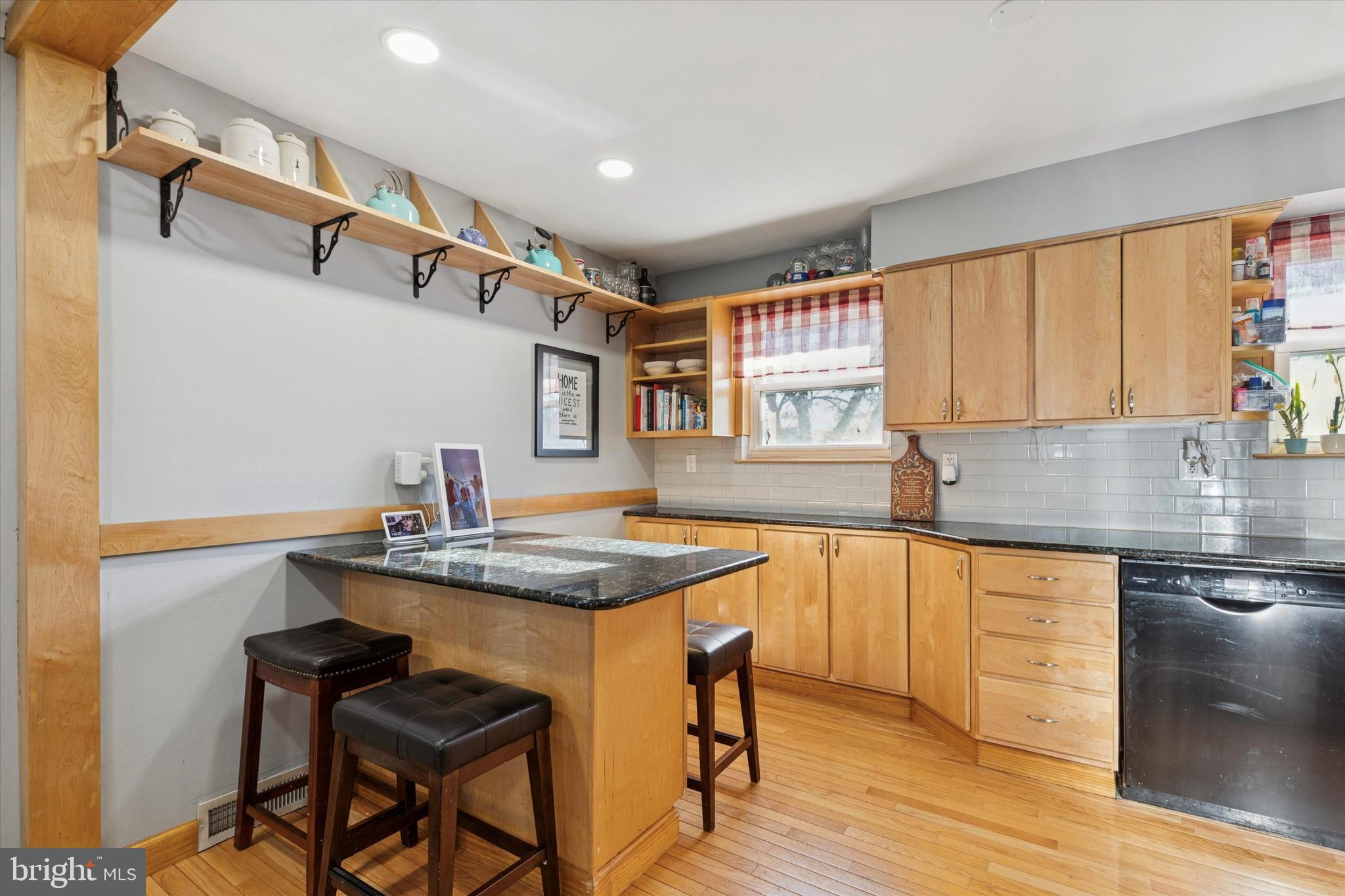 NORRIS HILLS - Residential