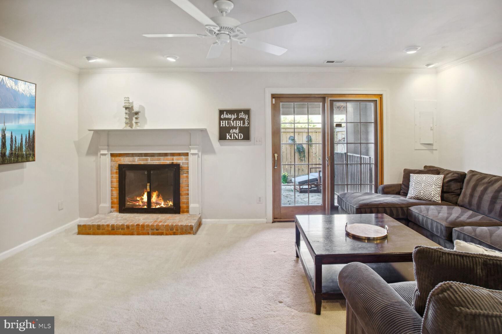 QUAKER HILL - Residential