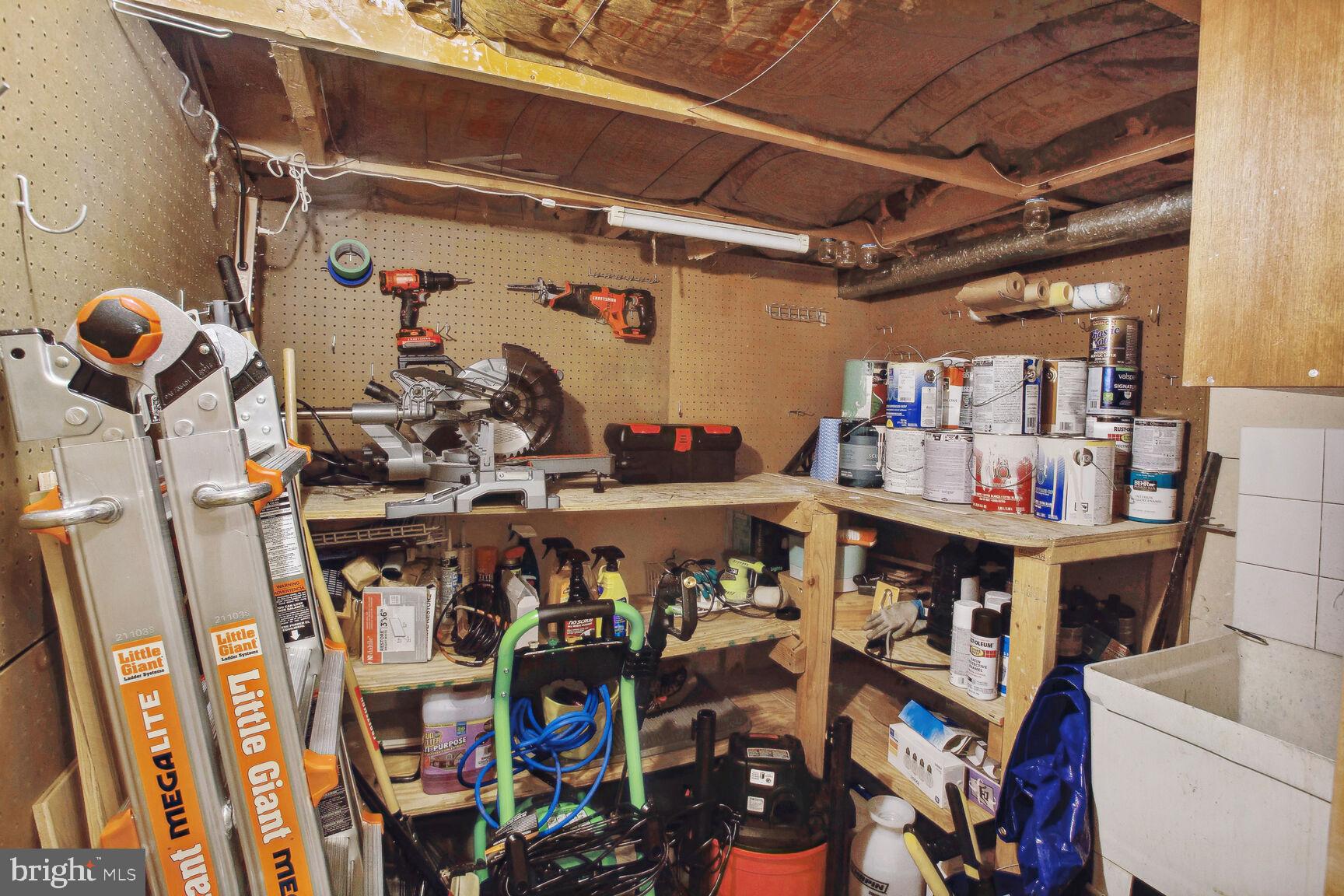 QUAKER HILL - Residential