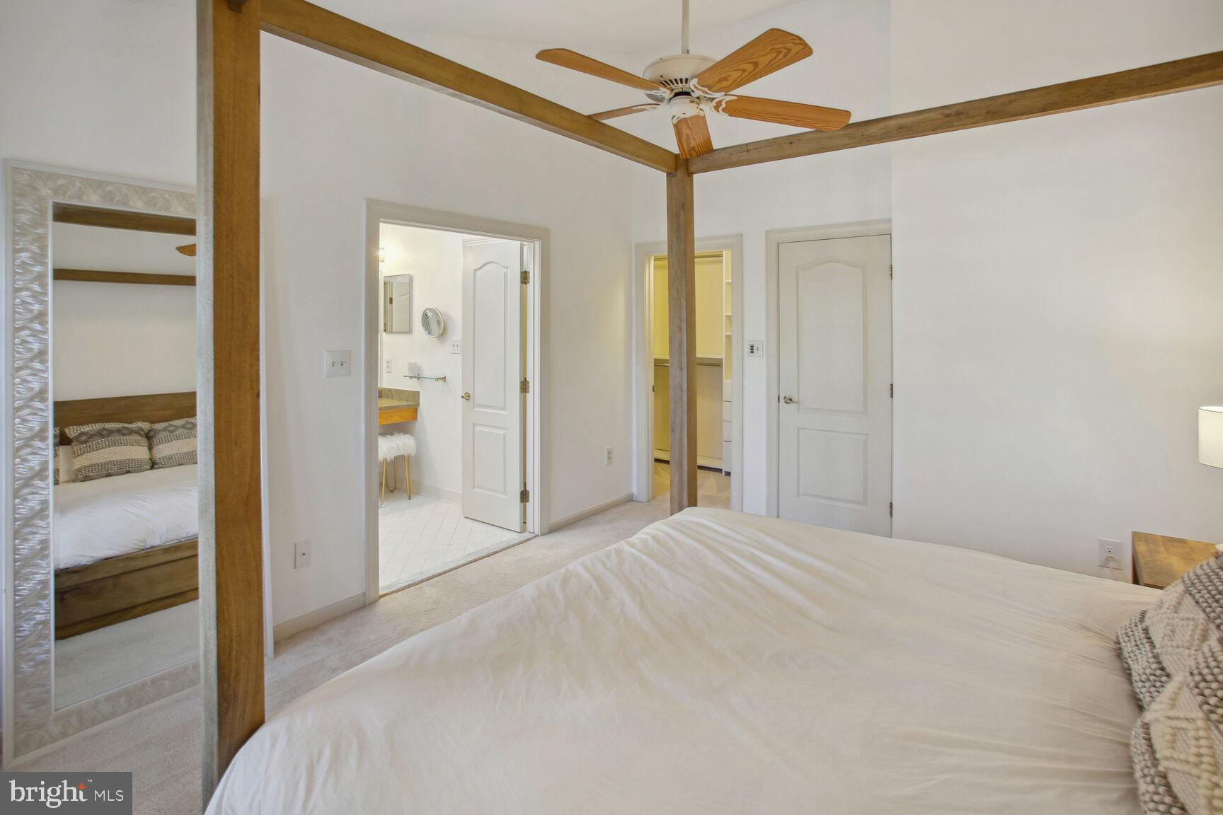 QUAKER HILL - Residential