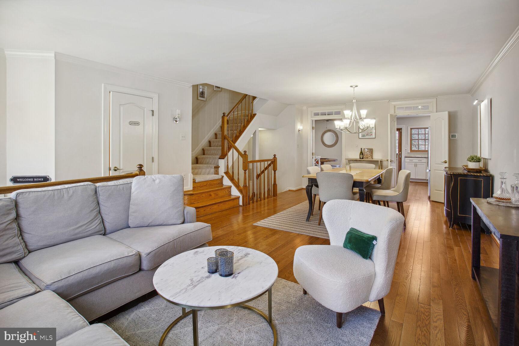 QUAKER HILL - Residential