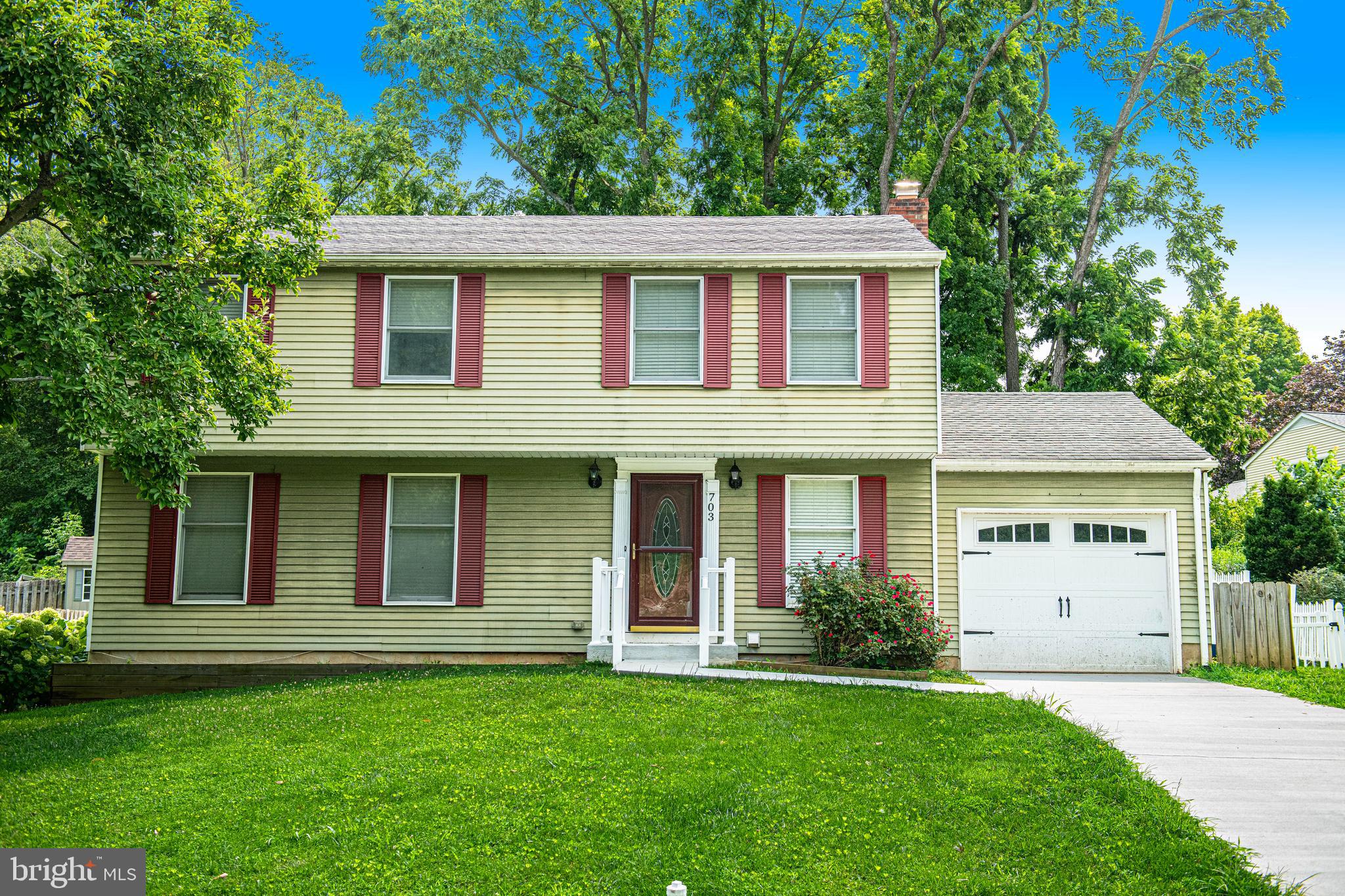 HARFORD WOODS - Residential Lease