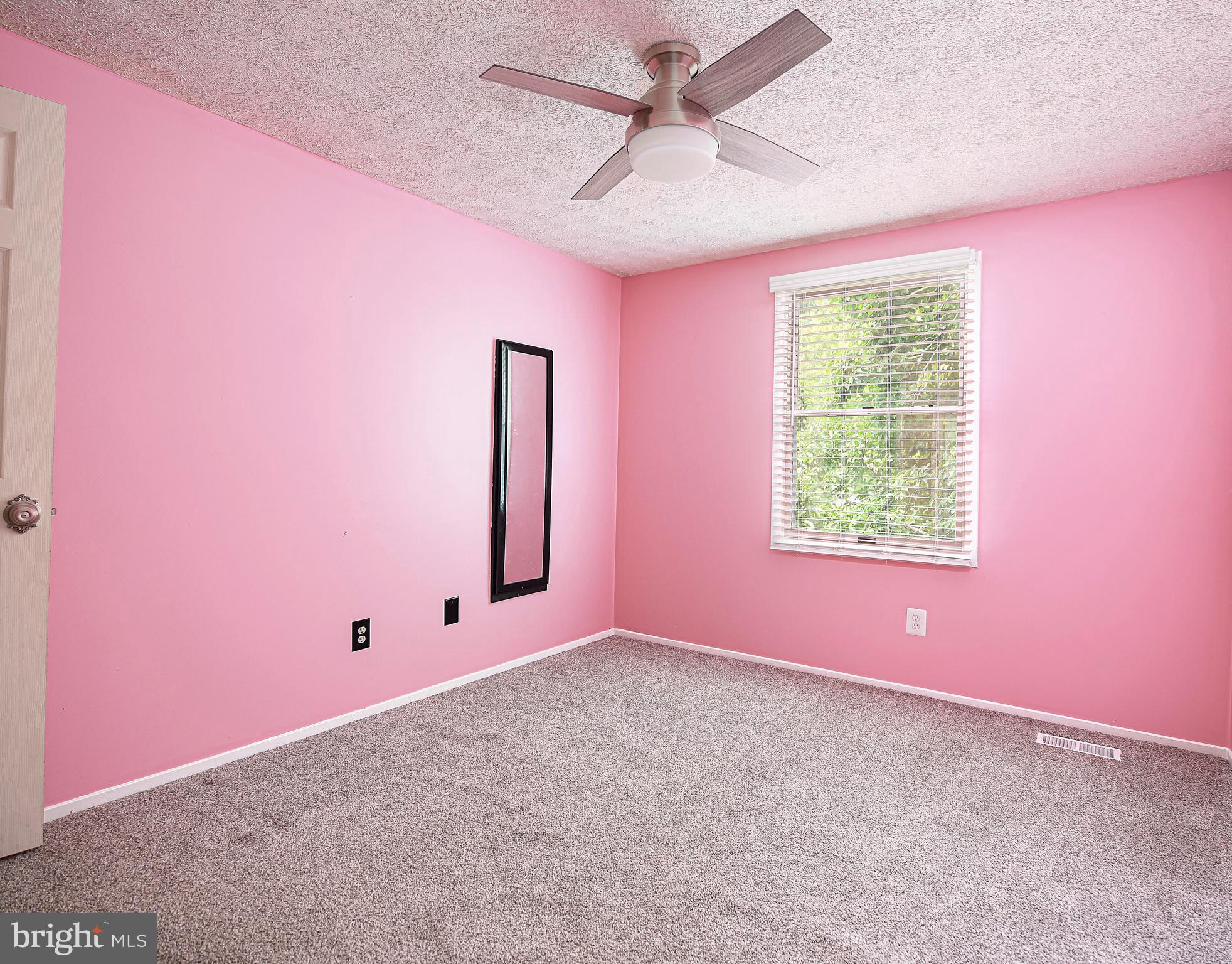 HARFORD WOODS - Residential Lease