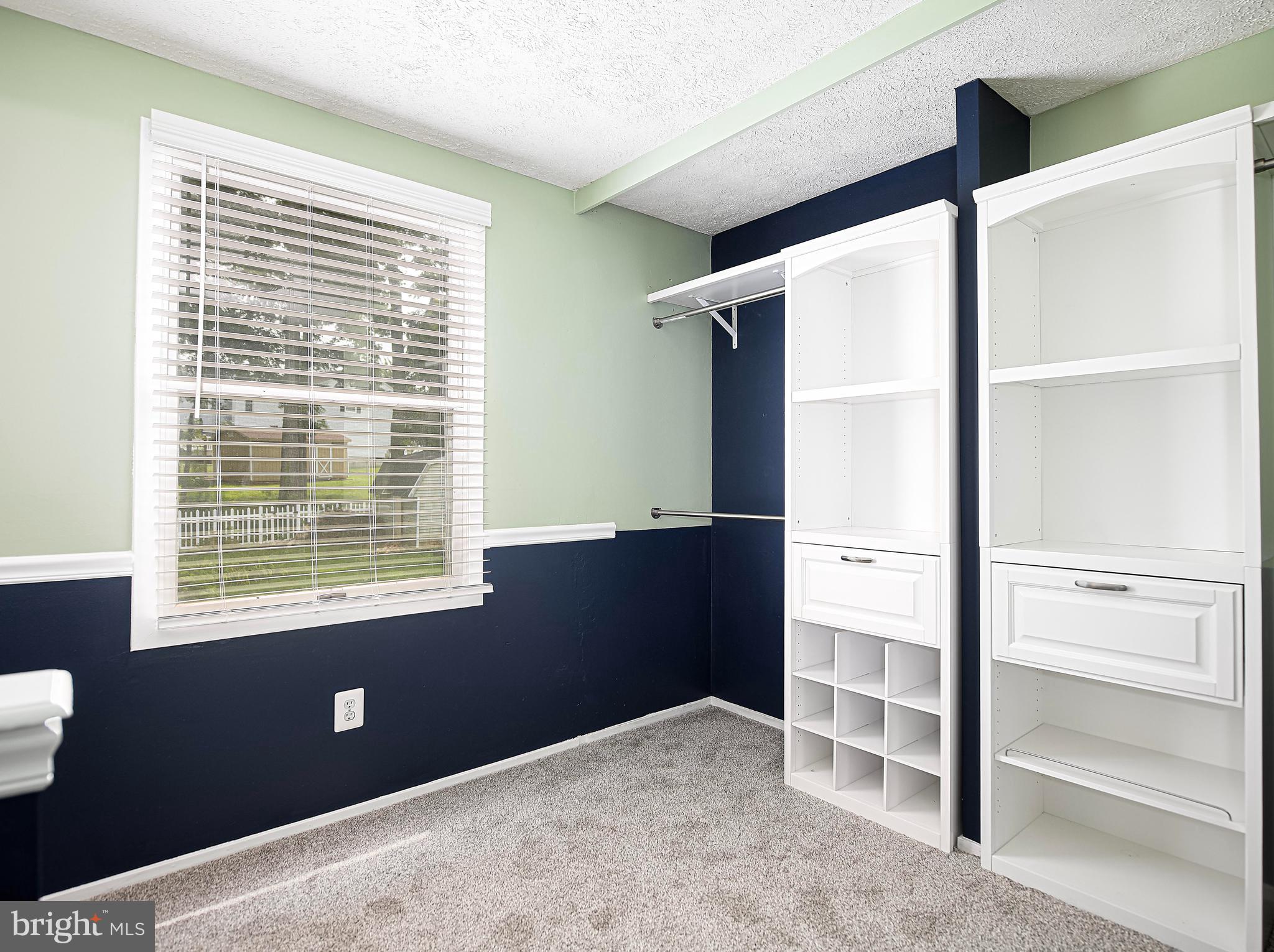 HARFORD WOODS - Residential Lease