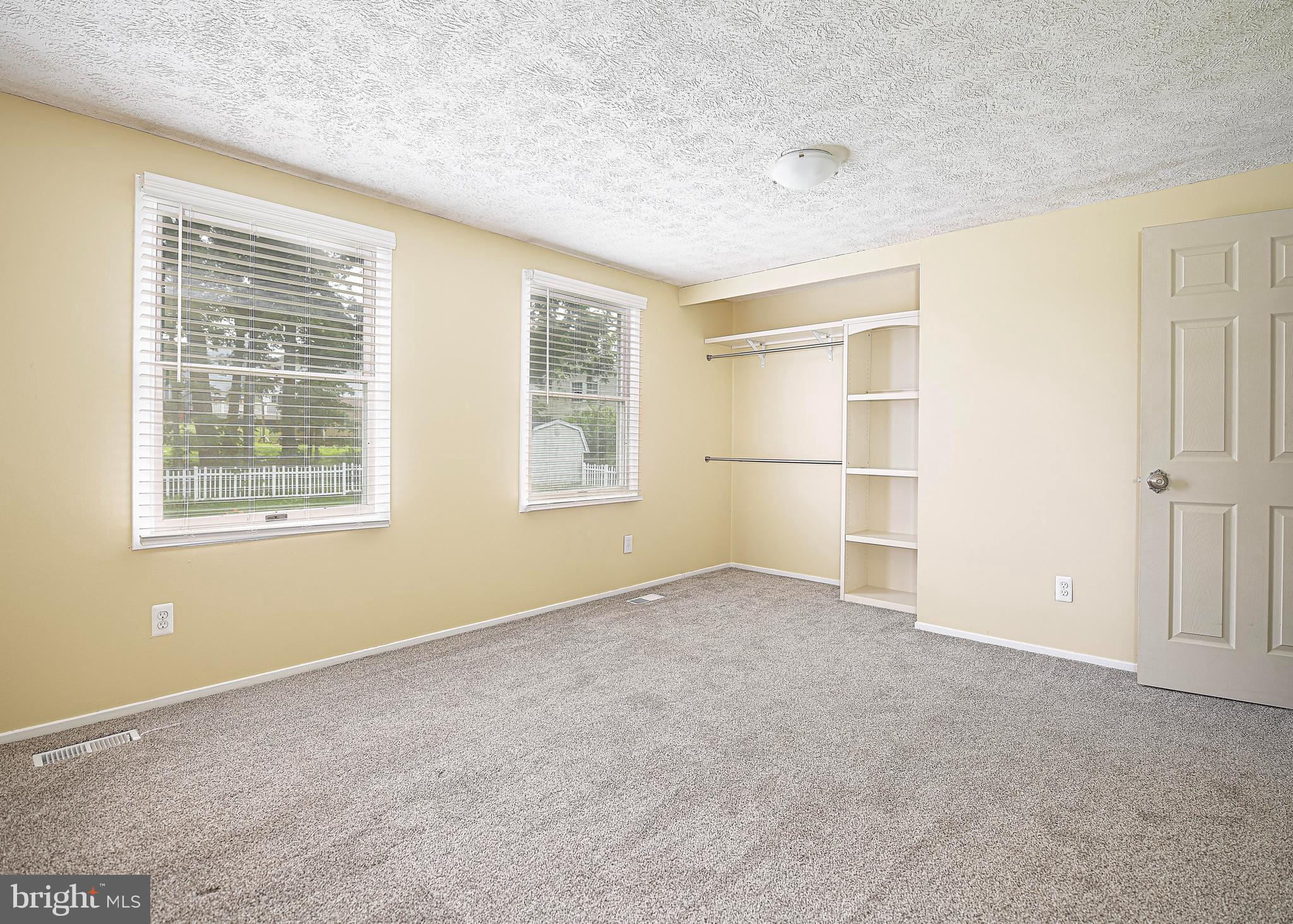 HARFORD WOODS - Residential Lease