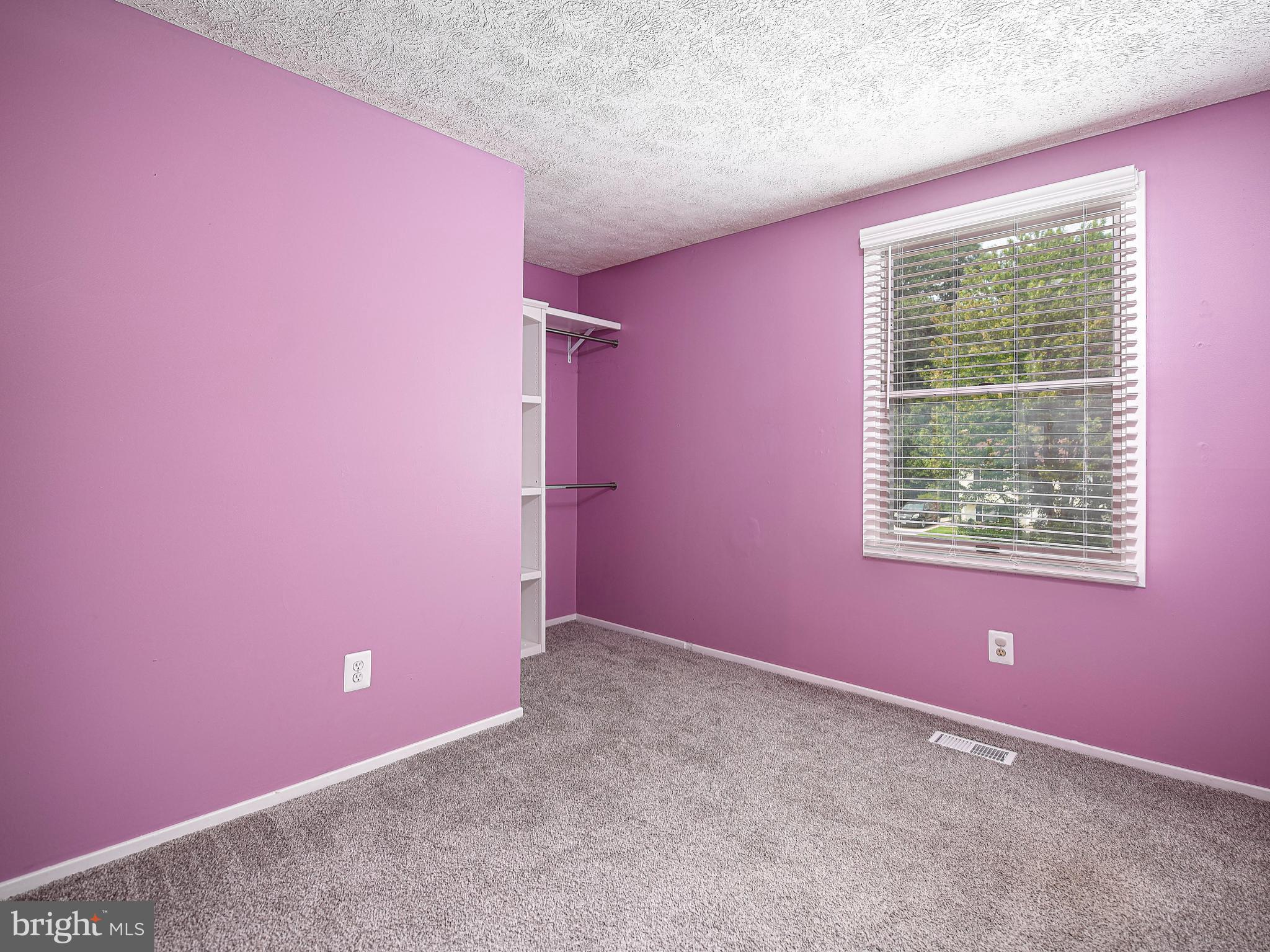 HARFORD WOODS - Residential Lease