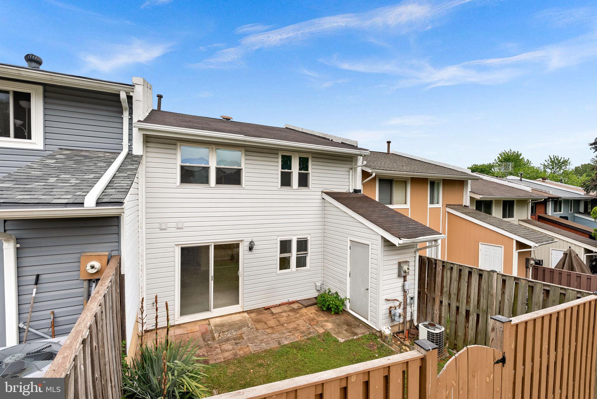 SUGARLAND RUN - Residential