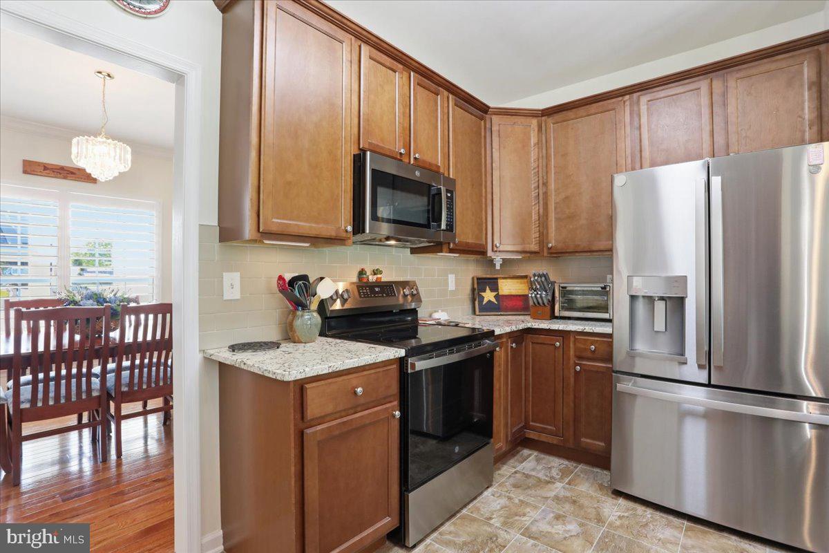 BROOKFIELD - Residential