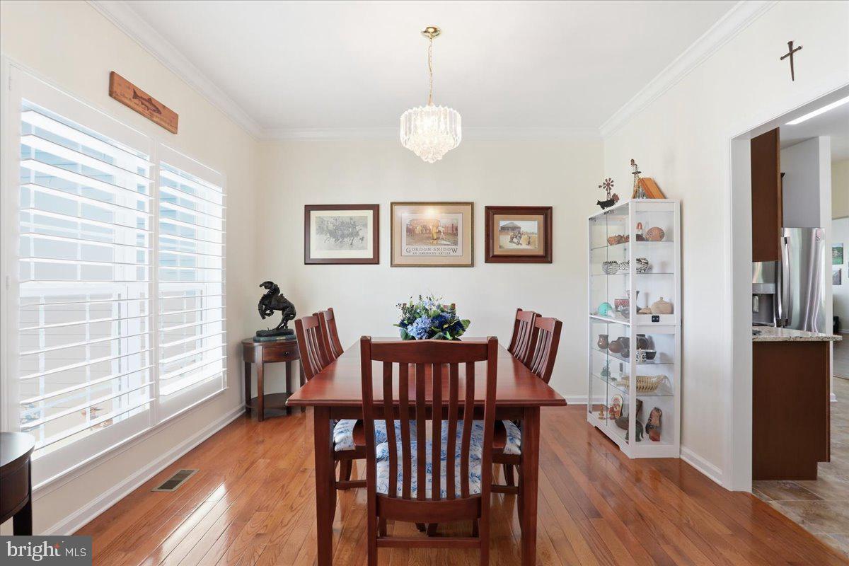 BROOKFIELD - Residential