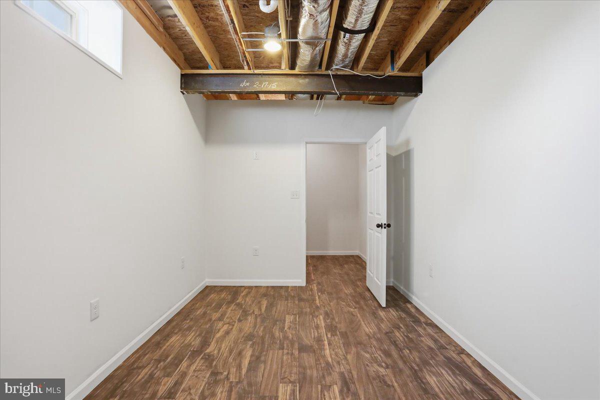 BROOKFIELD - Residential