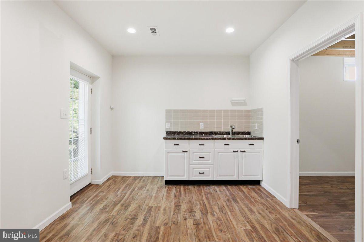 BROOKFIELD - Residential