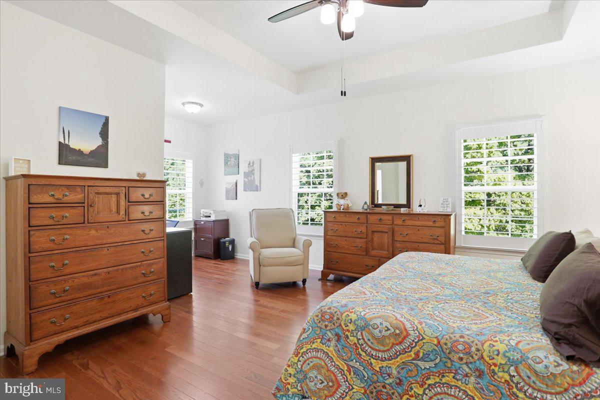 BROOKFIELD - Residential