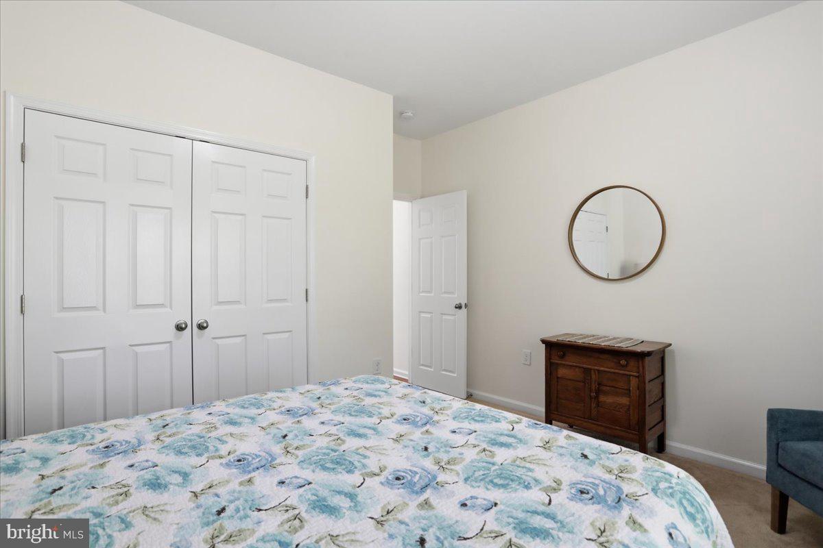 BROOKFIELD - Residential