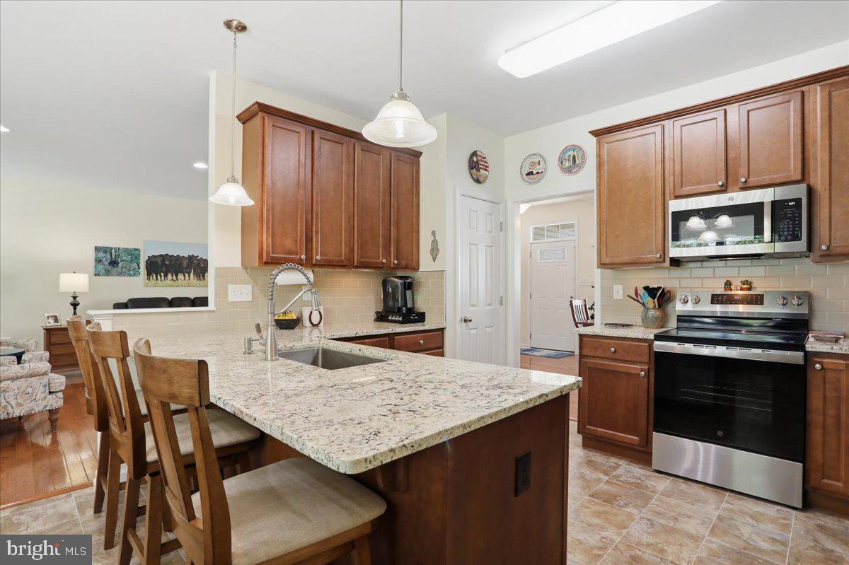 BROOKFIELD - Residential