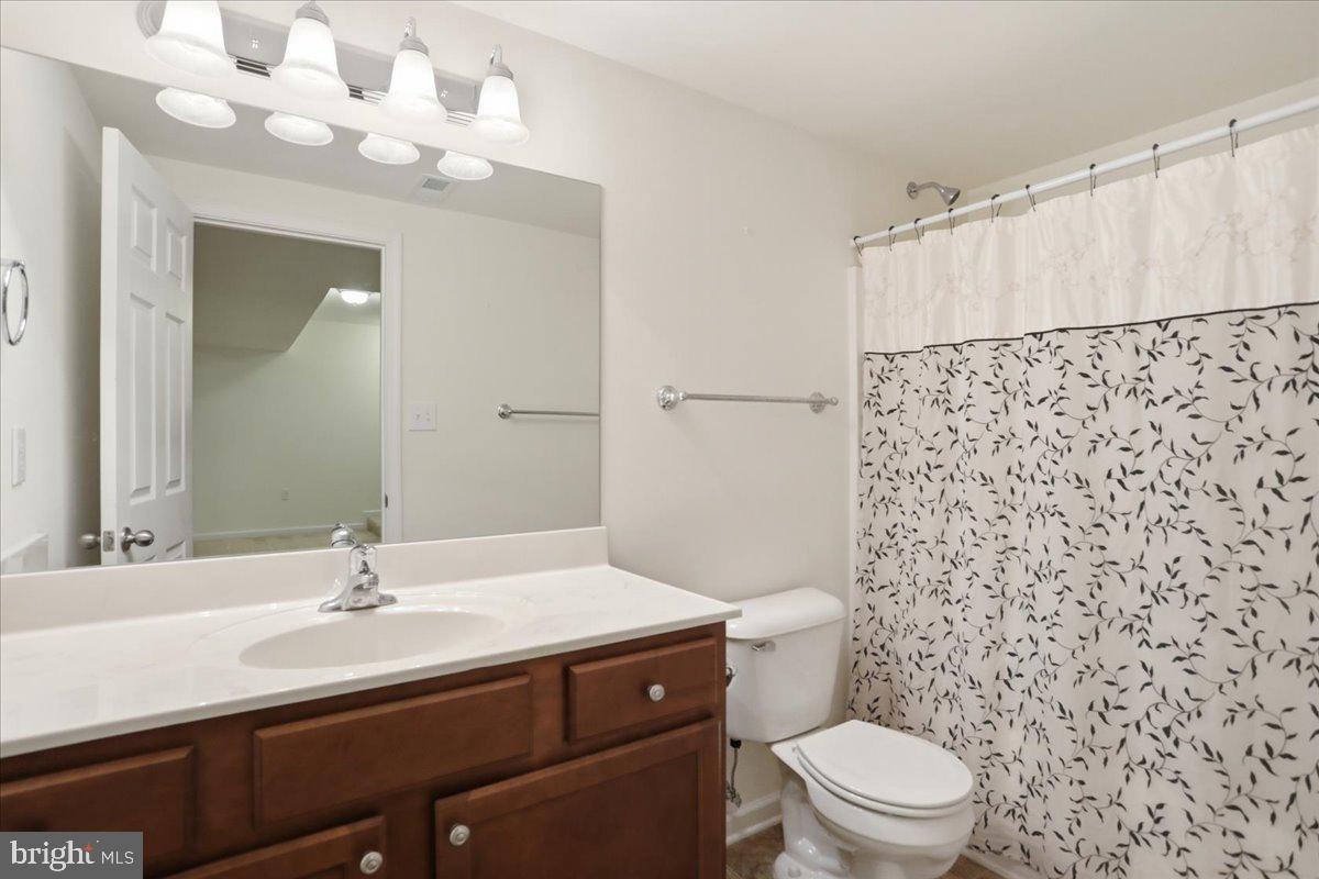 BROOKFIELD - Residential