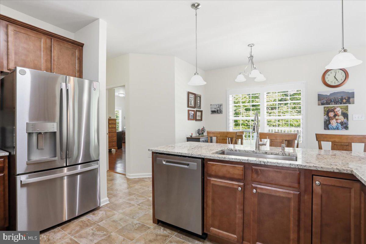 BROOKFIELD - Residential