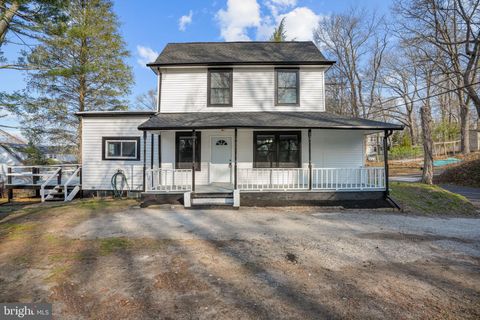 218 LAKE AVENUE CLEMENTON NJ 08021