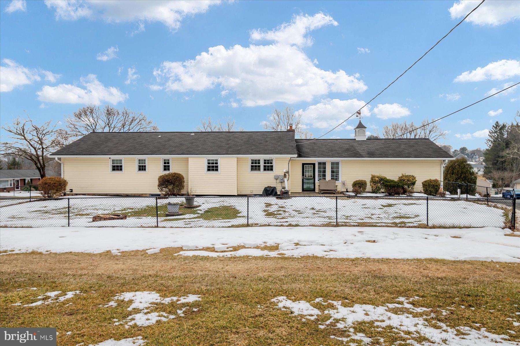 PLEASANT HILLS - Residential