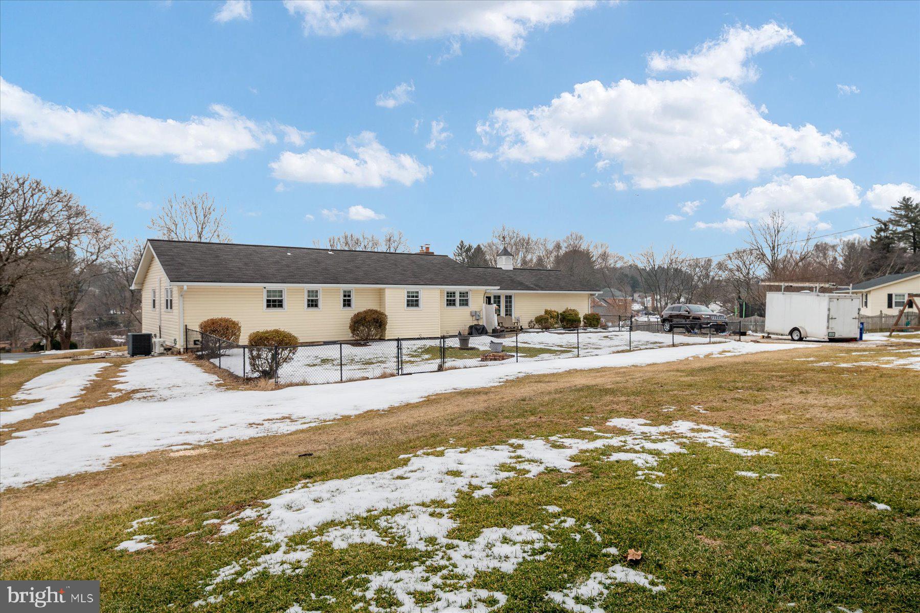 PLEASANT HILLS - Residential