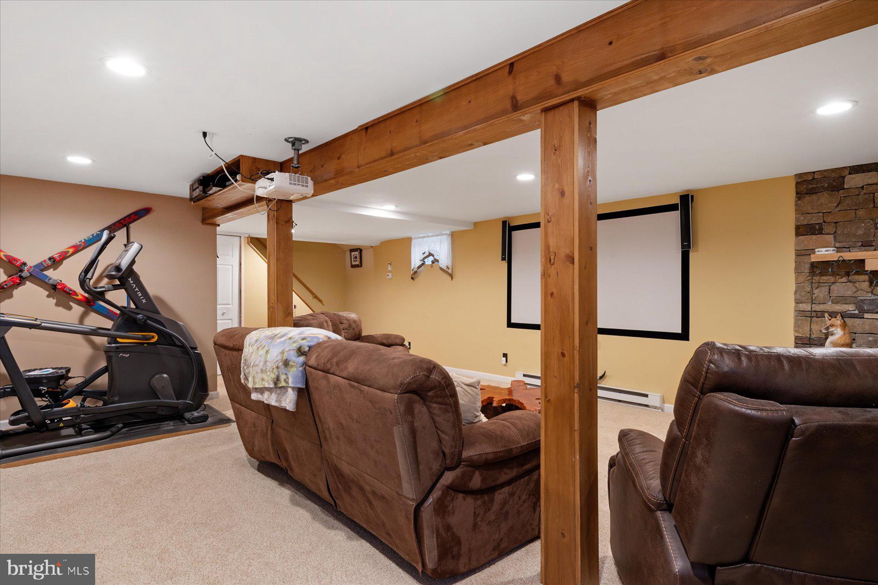 PLEASANT HILLS - Residential