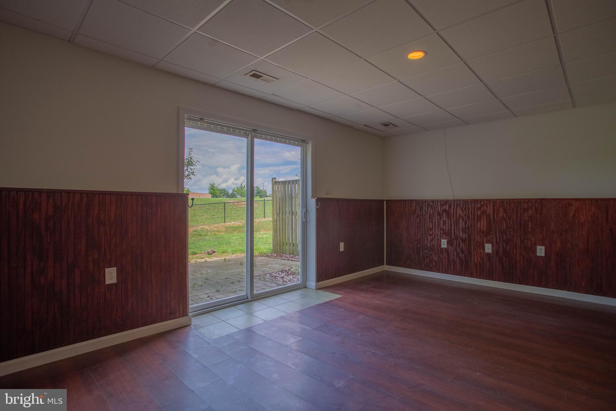 MANOR PARK - Residential