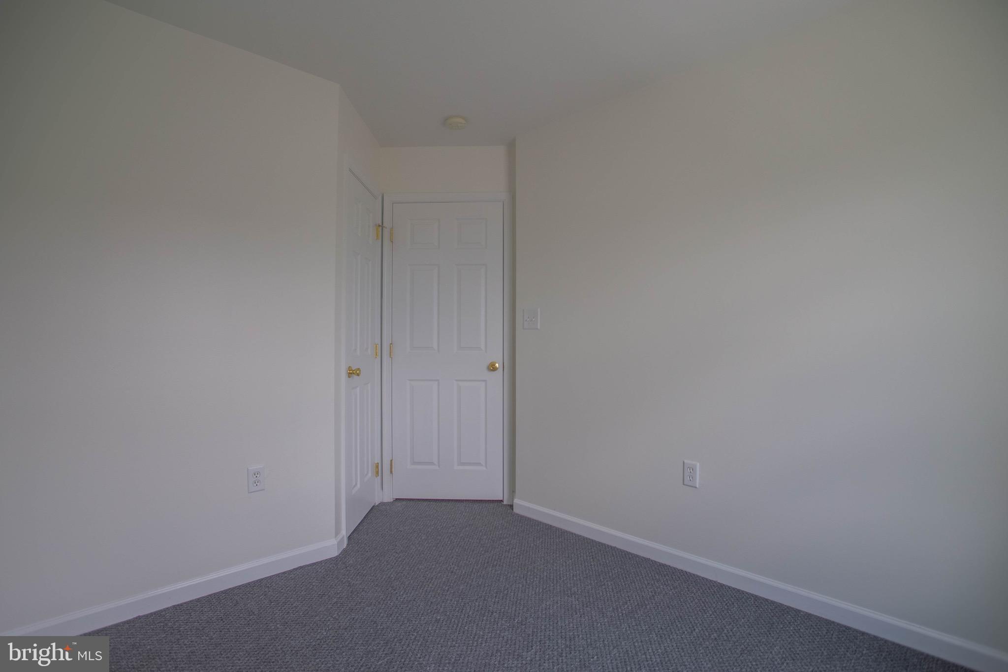 MANOR PARK - Residential