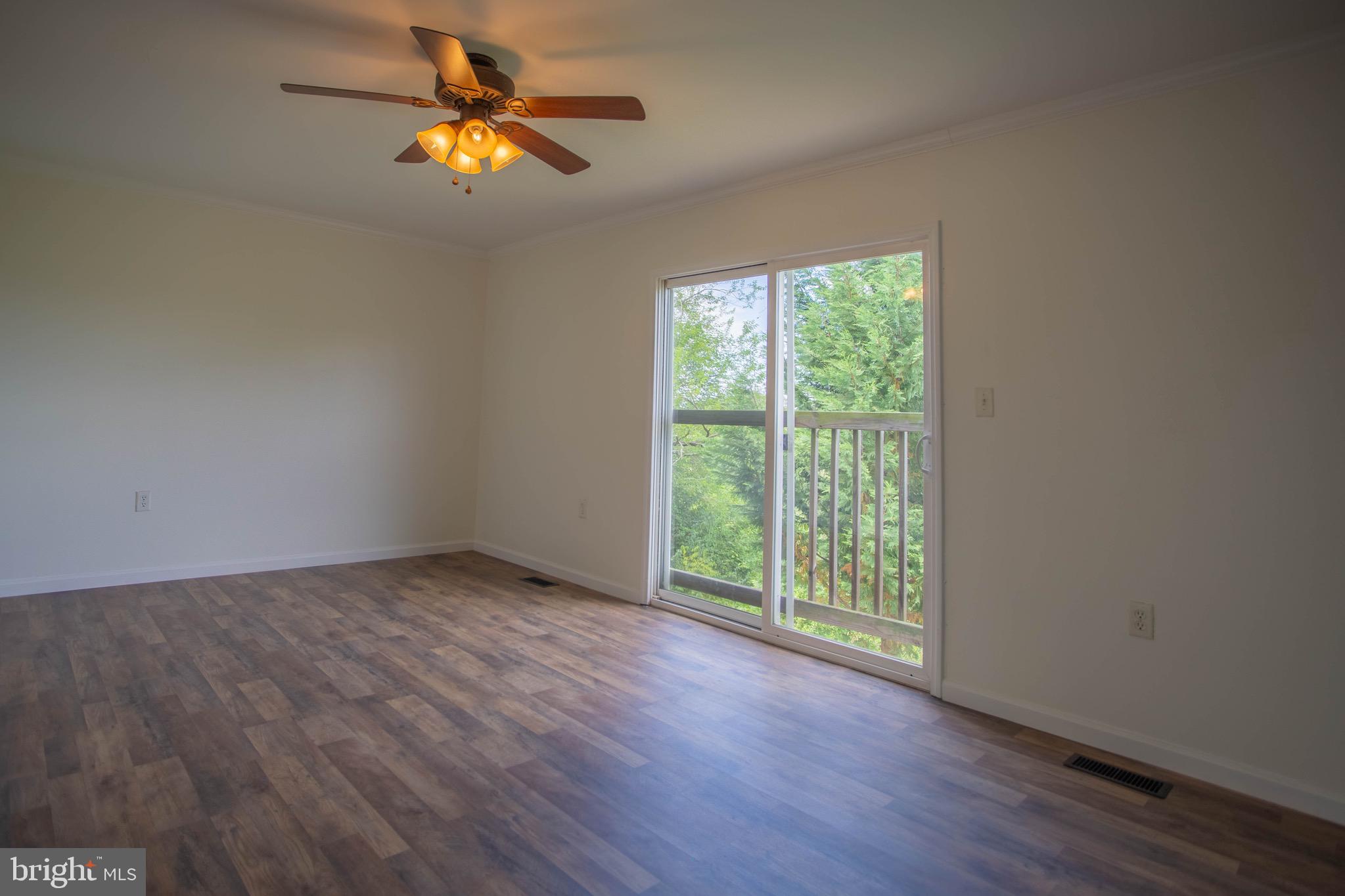 MANOR PARK - Residential