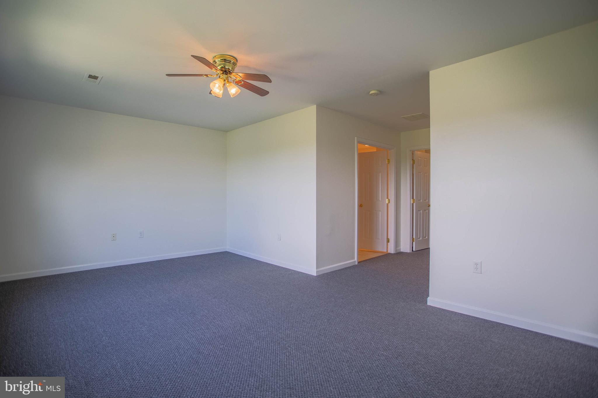 MANOR PARK - Residential