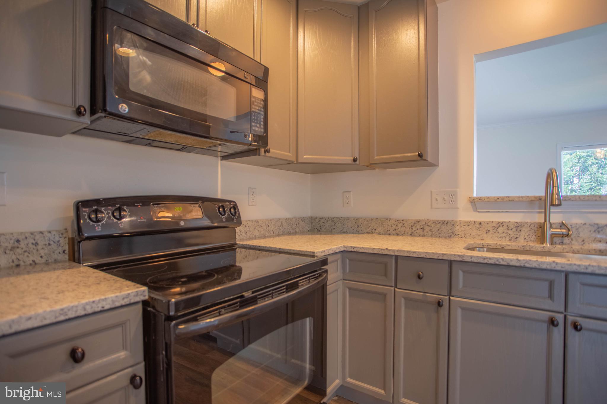 MANOR PARK - Residential