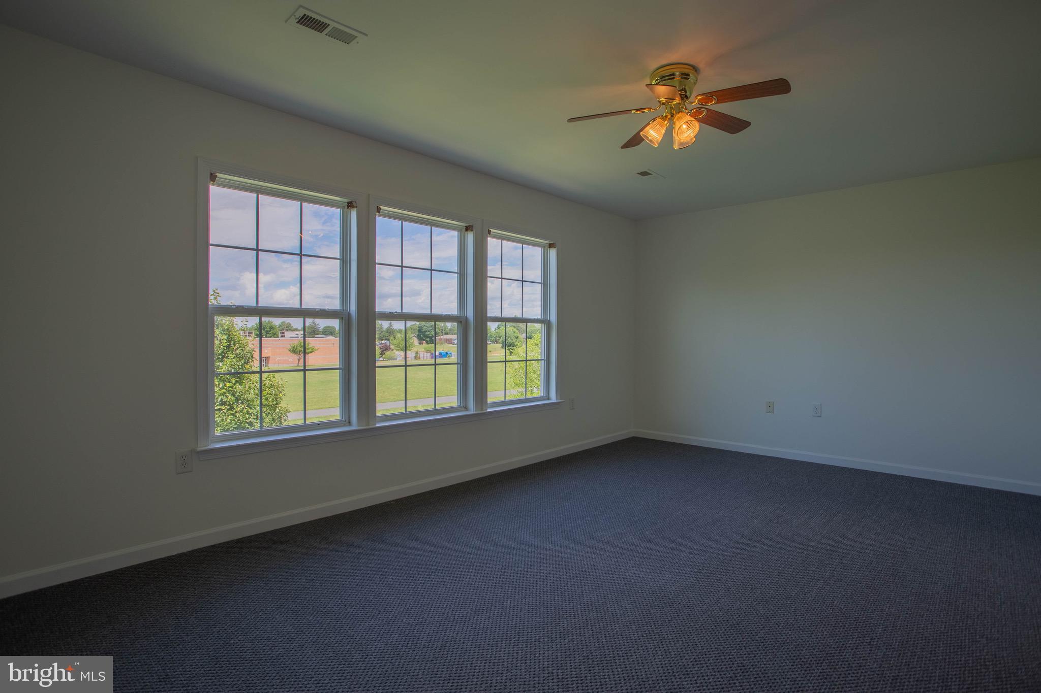 MANOR PARK - Residential