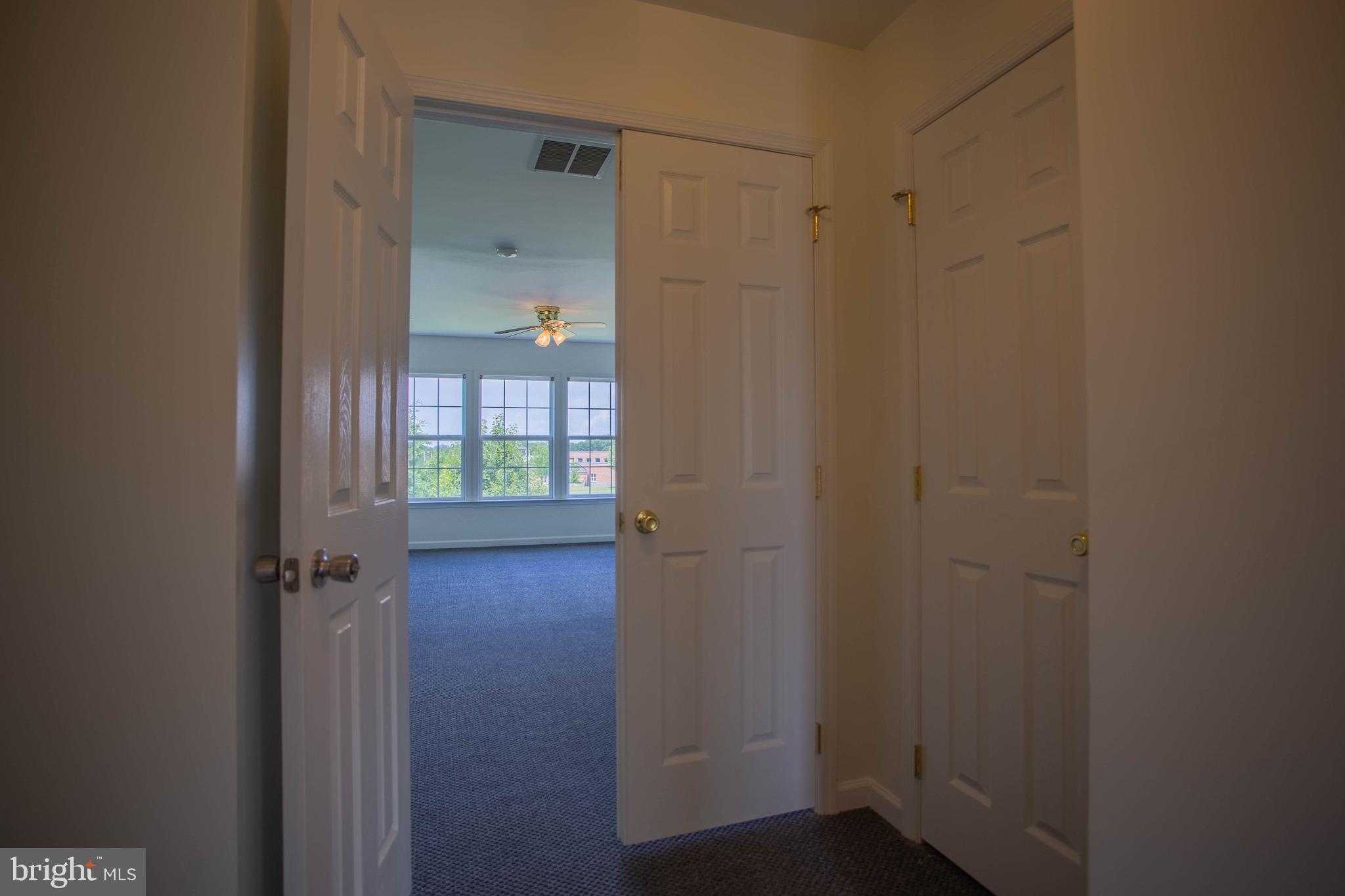 MANOR PARK - Residential