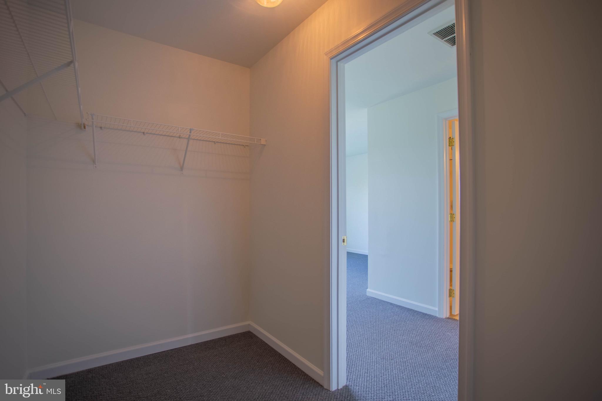 MANOR PARK - Residential